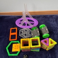 マグフォーマーの画像