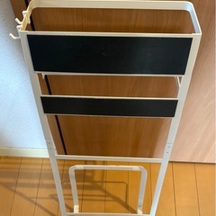 山崎実業 tower　洗濯機横 マグネット収納ラック の画像