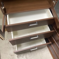 【共和産業】　食器棚　茶　 幅60.5×奥40×高180cm　リサイクルショップ　朝霞市　ケイラック朝霞田島店　志木市　和光市　GM477の画像