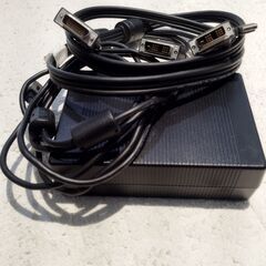 IBM T221(9503-DGP) NVIDIAビデオカード(FX3000) DVIx2ケーブル 電源ユニットの画像