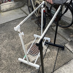 物干しラックの画像