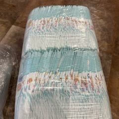 USAパンパース 70枚未開封おまけ付きの画像