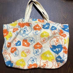 クマたんのバックの画像