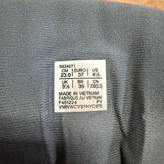 アシックス　バッシュ　23cmの画像