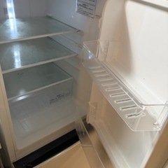 Hisense ハイセンス 【右開き】130L 2ドアノンフロン冷蔵庫 エディオンオリジナル パールホワイト HR-D1302の画像