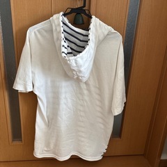 CERONIASのTシャツの画像