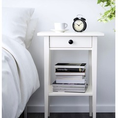 ①サイドテーブル IKEA HEMNES ヘムネスの画像