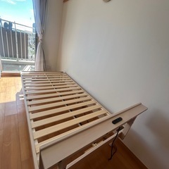 シングルベッドフレームの画像