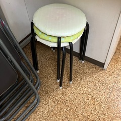 【八軒お渡し
】黒板　机　テーブル　パイプ椅子　　　の画像