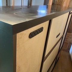 キャビネット付きテレビ台の画像