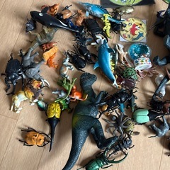 🪲🦕おもちゃまとめ売りの画像