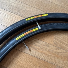 ロードバイク　サドル　ペダル　タイヤ　　　受け渡し者決まりましたの画像