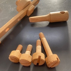 木製　組み立て積み木の画像