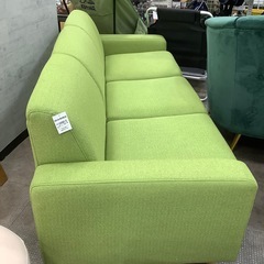 【軽トラ貸し出し無料！】3人掛けソファー入荷しました！の画像