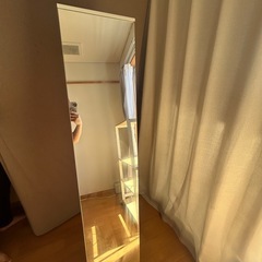 ノンフレーム　　スタンドミラーの画像