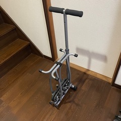 開脚エクササイズマシンの画像