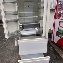 【2016年製】Panasonic 506L 大型冷蔵庫 NR-JD5101S-W ガラスドアの画像