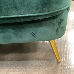 【軽トラ貸し出し無料！】3人掛けソファー入荷しました！の画像