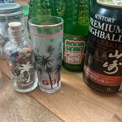 雑貨　空き瓶　空き缶　グアム　の画像