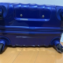 【女性限定】スーツケース　Mサイズの画像