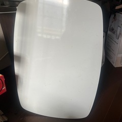 折り畳みテーブルの画像