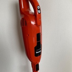 掃除機 Makita マキタ CL113FD 充電式クリーナー 動作確認済 専用アダプター付 紙パック交換式 スタンド付 10.8v コードレス スティッククリーナーの画像