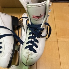 21.5cmフィギュアスケート靴の画像