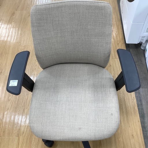 【軽トラ貸し出し無料！】オカムラ　ワークチェア入荷しました！