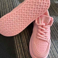 スニーカーの画像