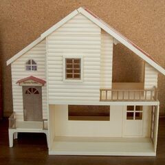 お家キレイ シルバニアファミリー 赤い屋根の大きなお家　緑の家具・家具・小物・幼稚園グッズ・バス付き ドールハウス ☆ PayPay(ペイペイ)決済可能 ☆ 札幌市 豊平区 平岸 平岸店の画像