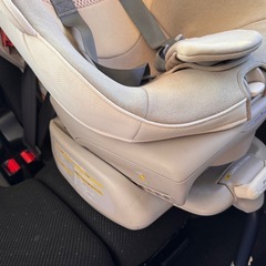 combi チャイルドシート ゼウスターンS ZW ハニーベージュの画像