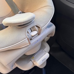 combi チャイルドシート ゼウスターンS ZW ハニーベージュの画像