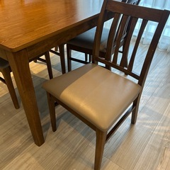 ダイニングテーブル4人用　　の画像