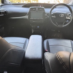 50プリウス前期Sセーフティプラス モデリスタエアロの画像