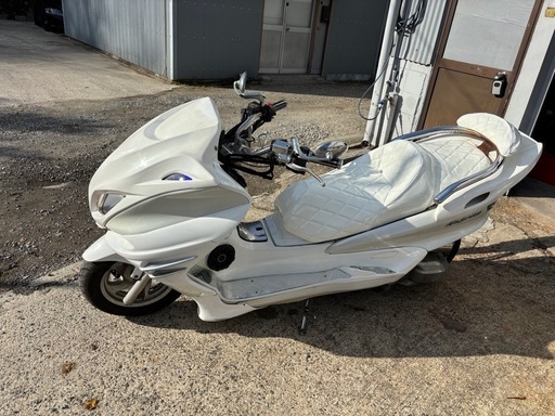 【YAMAHAマジェスティーc】SG03J オールホワイトフルエアロ　カスタム車 YAMAHA マジェスティSG03 実働フルエアロカスタムオールホワイト