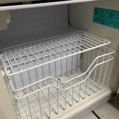 Haier ミニ冷蔵庫の画像