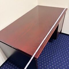 重厚感たっぷり家具セット 【事務用デスク／オフィスデスク】No.11の画像