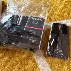 マネキンとヘアカラーブラシなど色々セットの画像