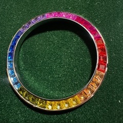 レインボーベゼル⭐︎ロレックスデイトナの画像