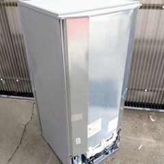 ⭐️年末在庫処分‼️3,000円/06 AQUA アクア and Smart 冷凍冷蔵庫 157L 2ドア 右開き AQR-16D(S) アーバンシルバー 2015年製  一人暮らし 通電確認済みの画像