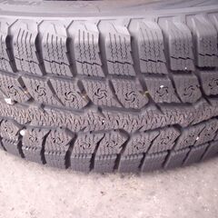 スタッドレスタイヤ　225/65R/17インチ　4本セットの画像