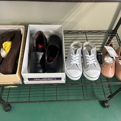 レディースシューズの画像