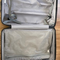 【無印良品 スーツケース（大型）】取っ手破損あり・その他状態良好の画像