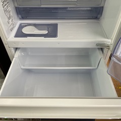 ☆ドリーム荒牧店☆ジモティー割引有☆【クリーニング済】ミツビシ/3ドア冷蔵庫/MR-CX33C-W/2018年製の画像