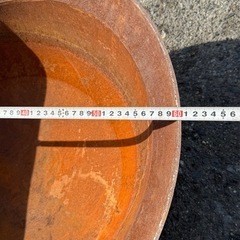特大 鉄鍋 直径約60cm 大鍋 炊き出し 芋煮 深鍋 イベント ナベ 古民家 古民具 ディスプレイ 昭和レトロ　アンティークの画像