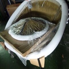 M　未使用/新品　アウトレット　ラタン調 ガーデンテーブル 3点セット スタッキングチェア2脚 クッション付 ガーデンファニチャーの画像