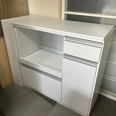 キッチンボード　ホワイト　　伸縮カウンターの画像