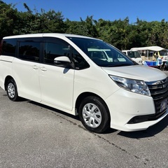 H26 トヨタ ノア Xの画像