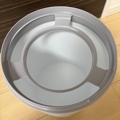 おむつ用ゴミ箱　ピジョン　ステール　(説明書あり)の画像