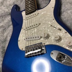 値下げ⭕️Mavis エレキギター メタリックブルーの画像